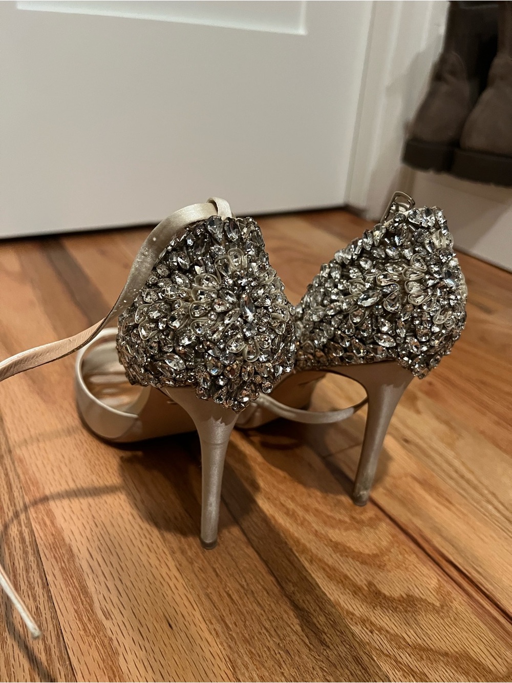 Badgley Mischka heels - Picture 3 of 4